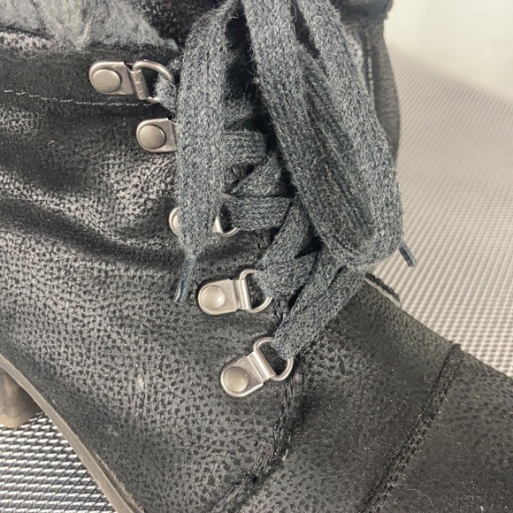 Billabong Black Booties Lined size 8 - Picture 11 of 15